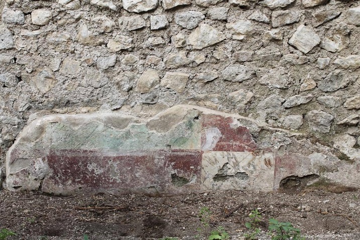 NUCERIA DOMUS DEL DECUMANO 4